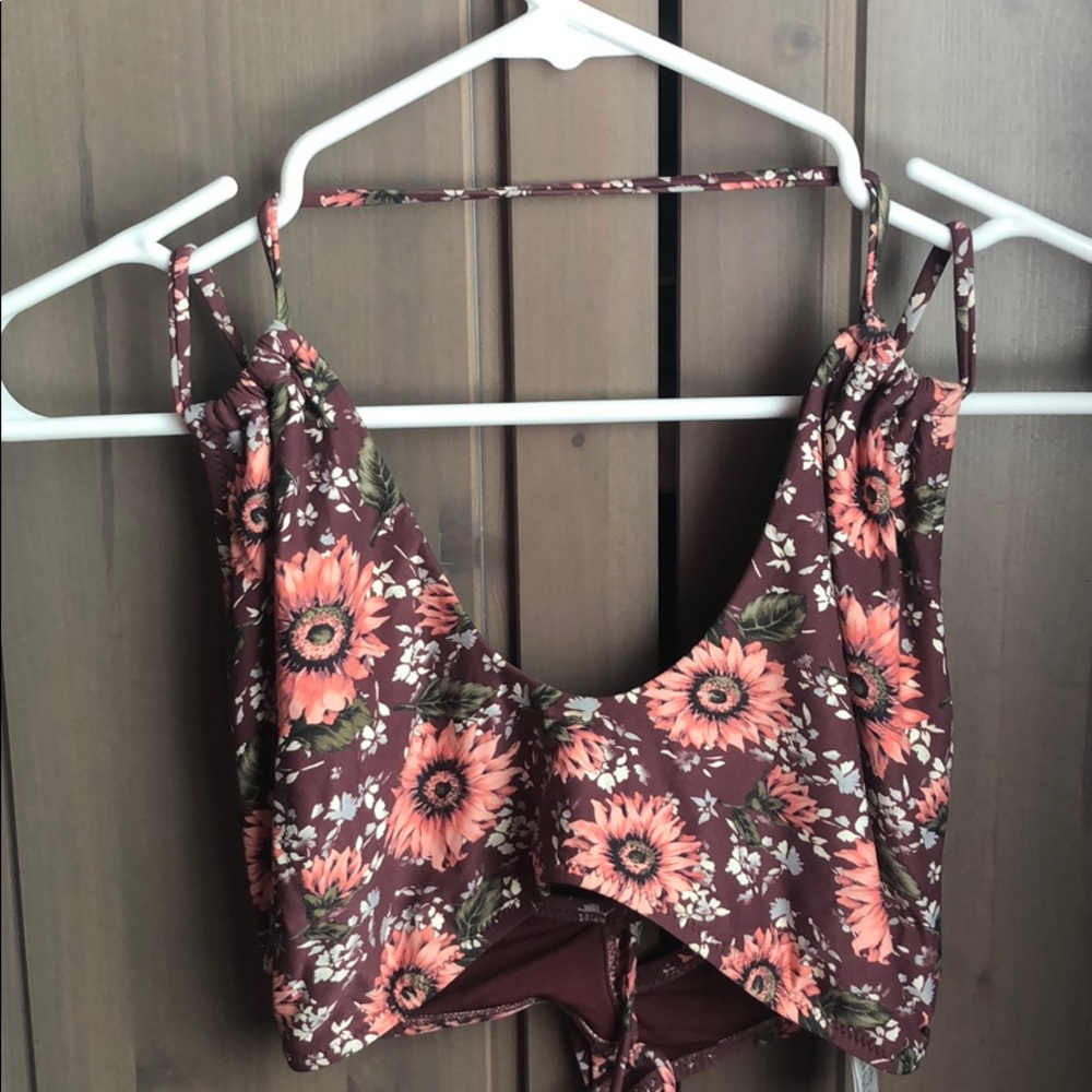 O’Neil bikini floral top